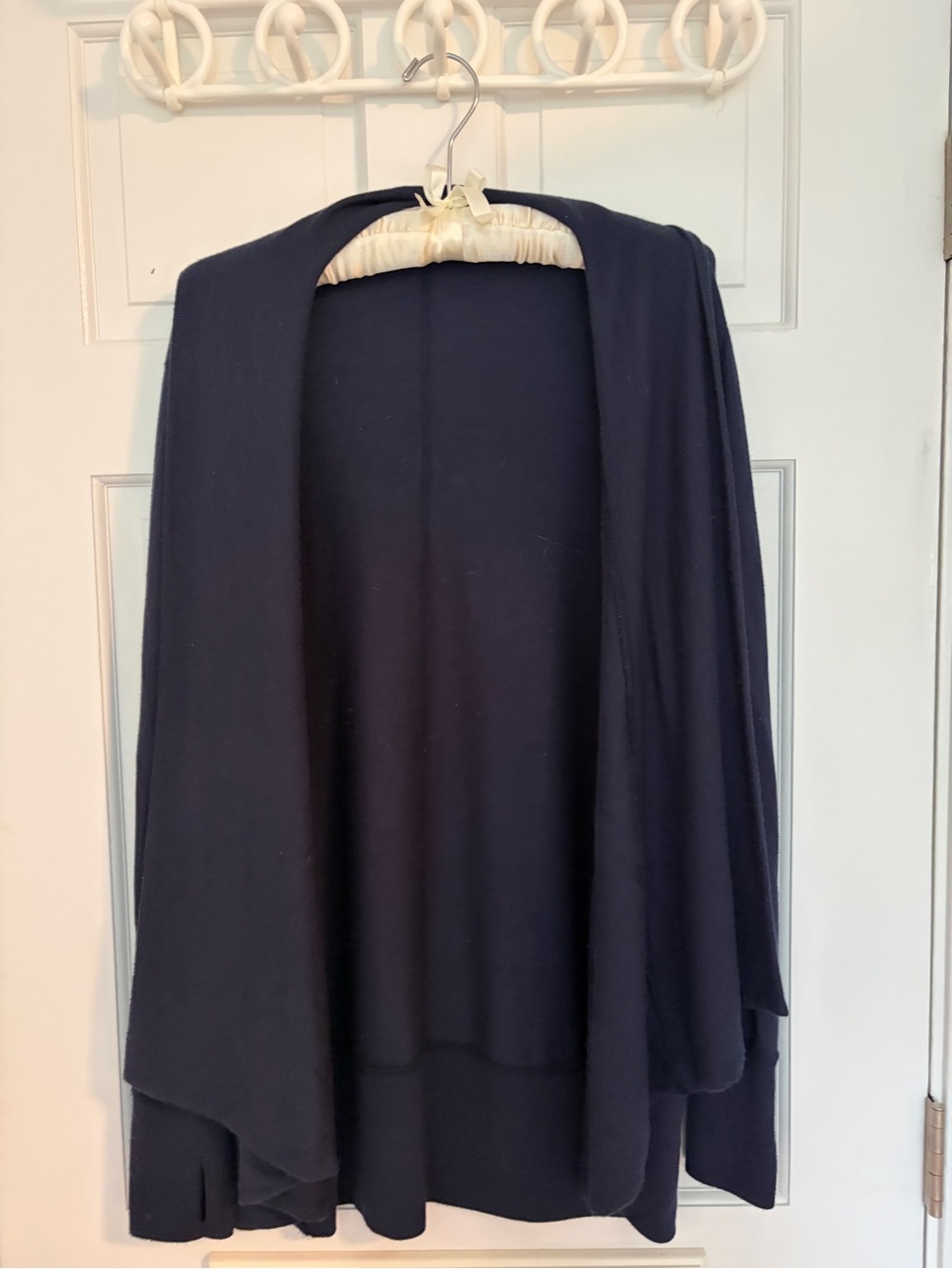 Athleta Pranayama Wrap- Navy